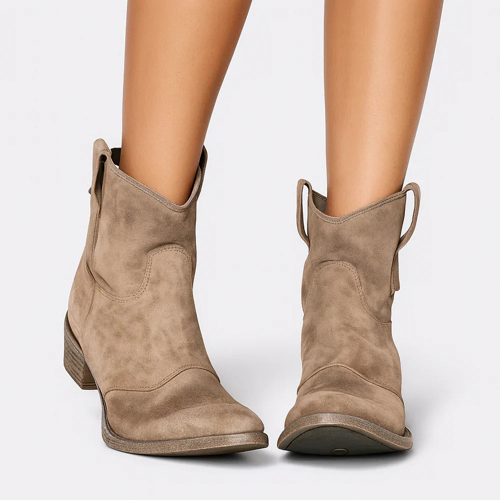 Carlotta | Stivaletti Classici e Intramontabili