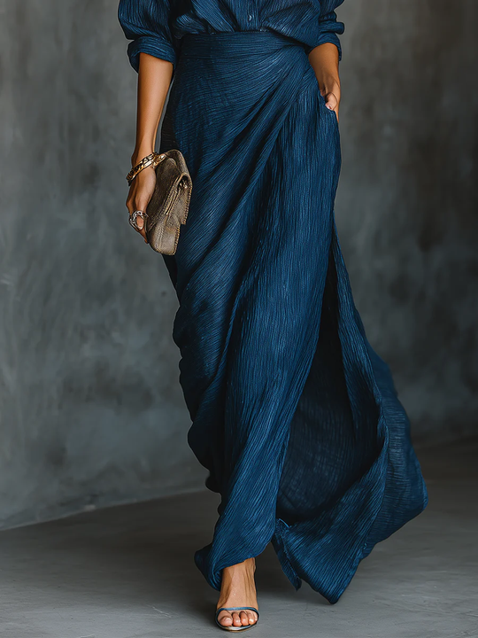Valeria | Elegante completo di camicia e gonna lunga in misto cotone e lino blu scuro